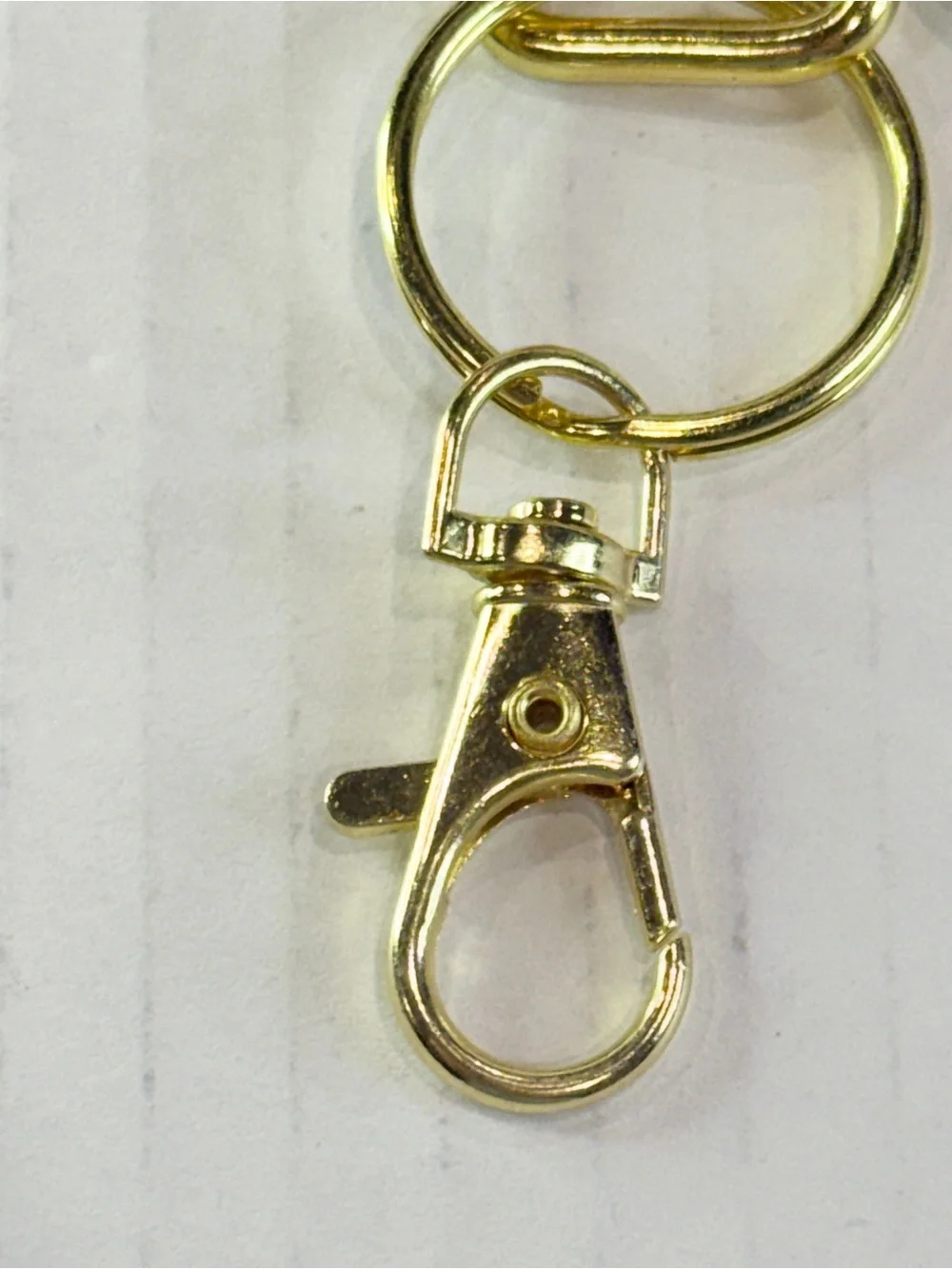 🆕 Crunchy Lanyard Red Blue Fabric Keychain ID Badge Holder Gold Clip 32”